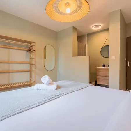 Appartamento Bright 1 Bedroom Apartment, Close To Center